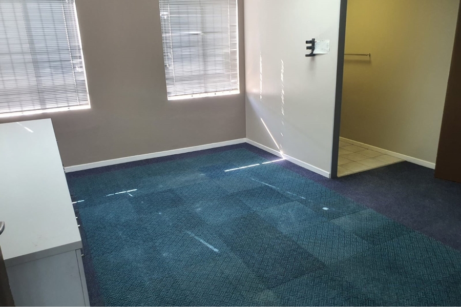 To Let commercial Property for Rent in Newton Park Eastern Cape
